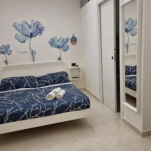 la-casa-di-marigio.lecce-hotels.com/